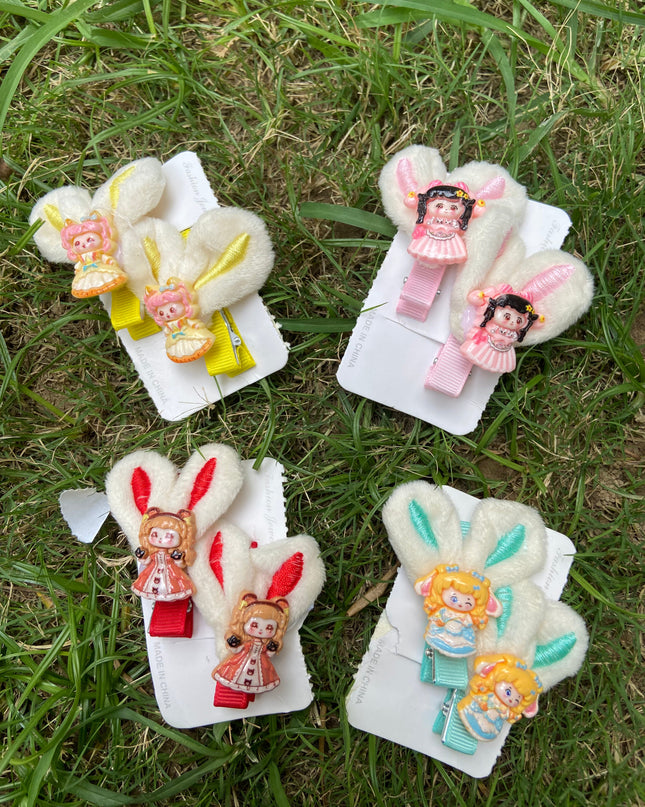 Fur Hair Clips (2 Pairs)